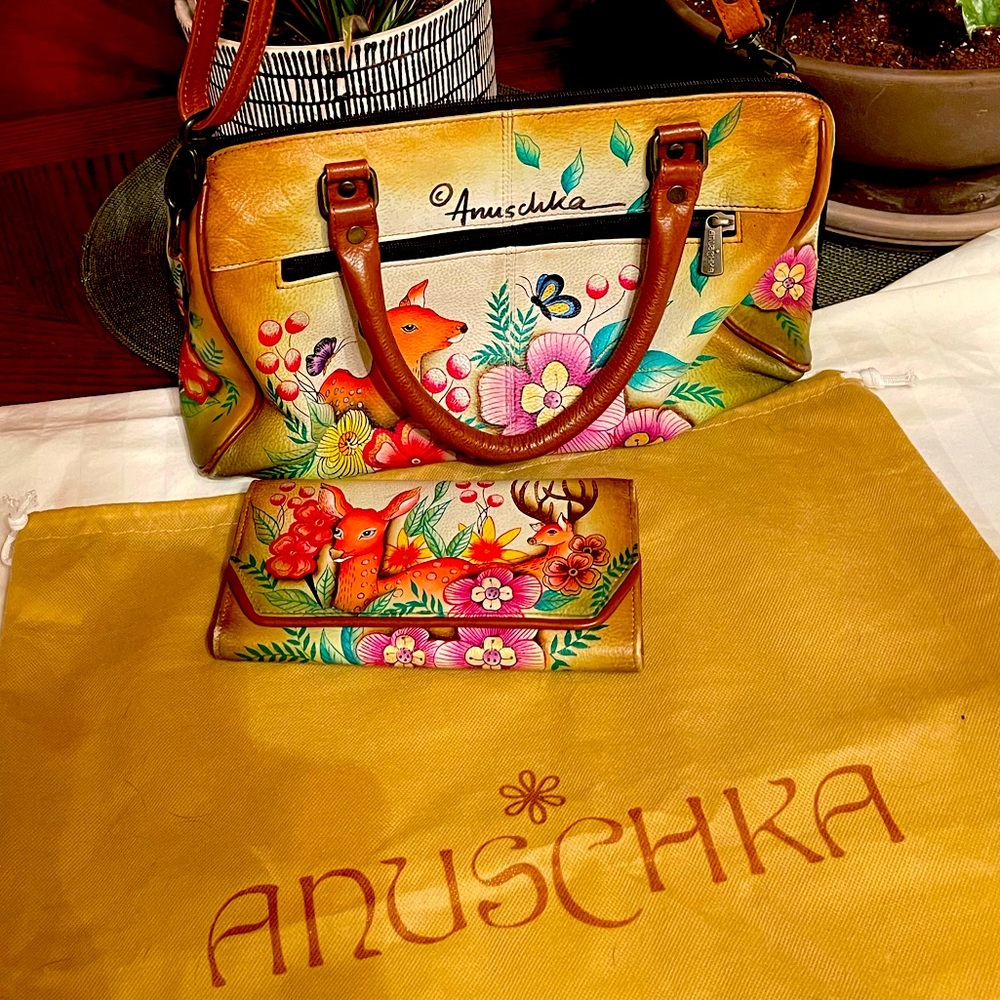 ANUSCHKA Handbag and Wallet